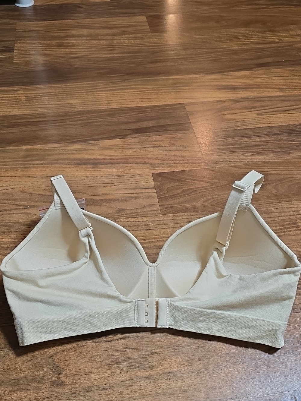 Truekind® Supportive Comfort Wireless Shaping Bra Style #10210 - Picture 7 of 11